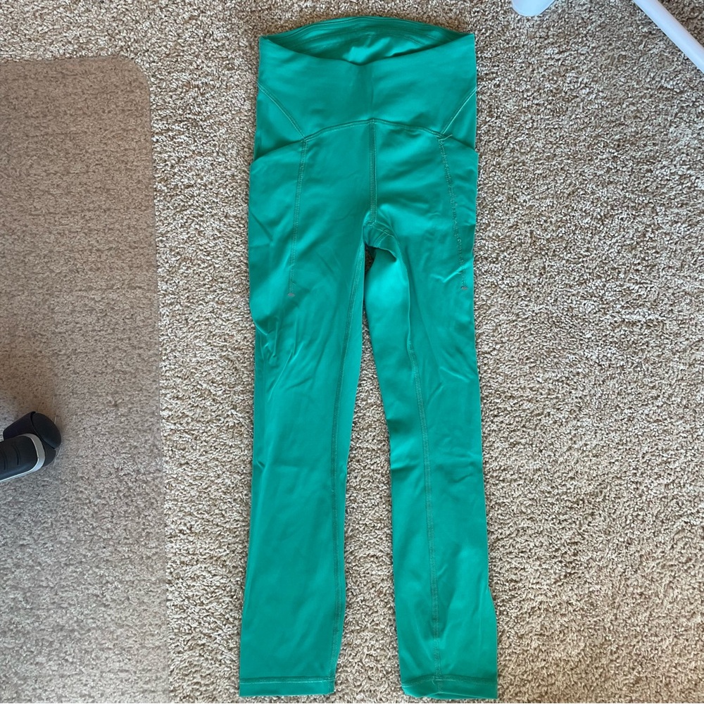 Lululemon Green Leggings for Versatile Style